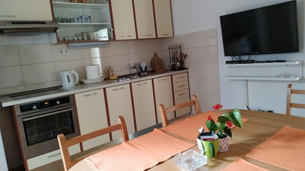 Apartment Kate Omiš Exteriér fotografie